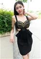 Hundreds of beauties: member Asian American  Bich Trang（Monica）
