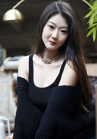 Gorgeous member profiles: mature Asian member Bingke from Beijing