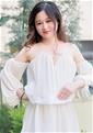 Hundreds of beauties: Asian American member QuYu