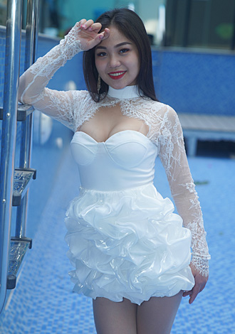 Gorgeous member profiles: Asian profile Member Thi Yen (Linda)